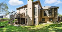 Homes for Sale in Parkville, MO 64152 | 6235 N Forest Drive