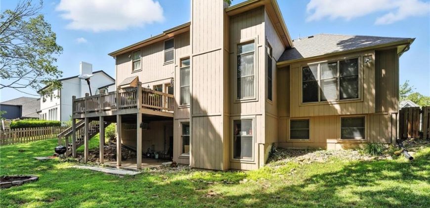 Homes for Sale in Parkville, MO 64152 | 6235 N Forest Drive