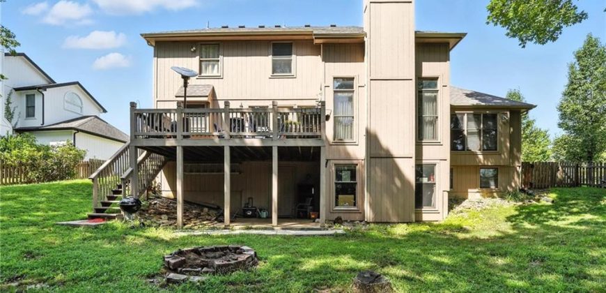 Homes for Sale in Parkville, MO 64152 | 6235 N Forest Drive