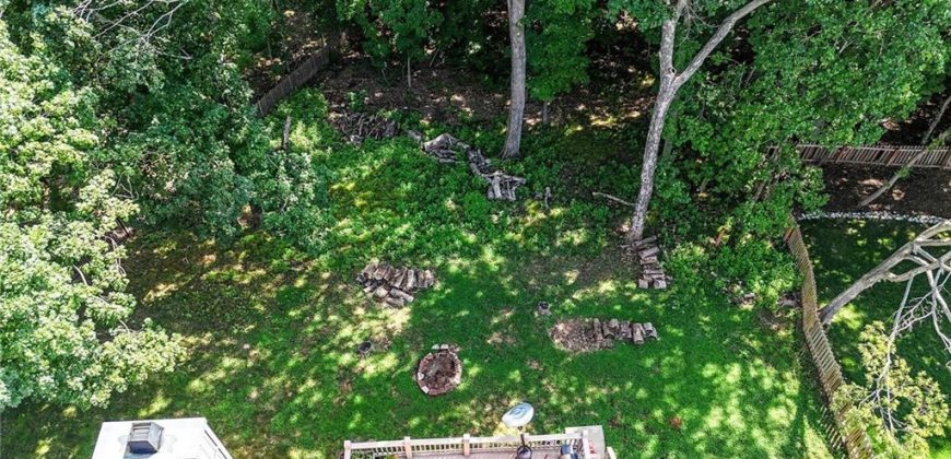 Homes for Sale in Parkville, MO 64152 | 6235 N Forest Drive