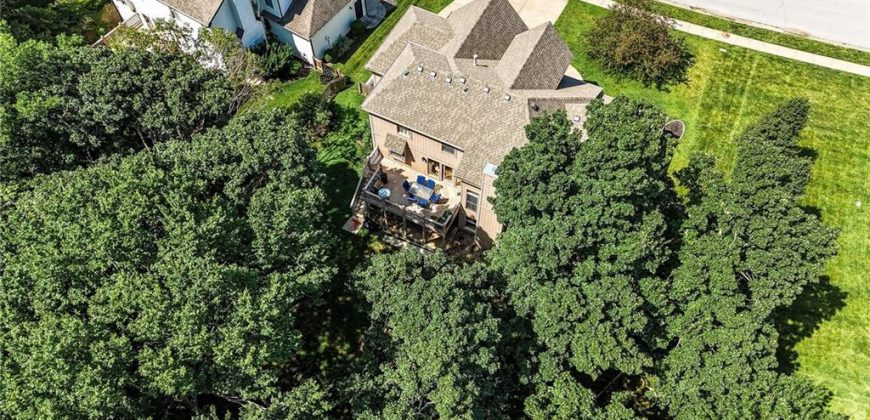 Homes for Sale in Parkville, MO 64152 | 6235 N Forest Drive