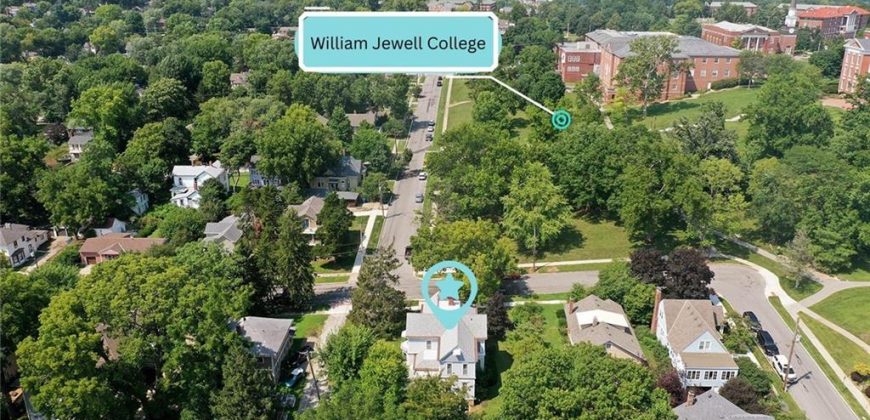 Homes for Sale in Liberty, MO 64068 | 471 E Kansas Street