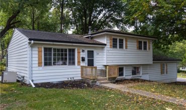 Homes for Sale in Gladstone, MO 64118 | 1601 NE 62nd Terrace