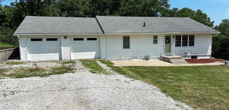 Homes for Sale in Excelsior Springs, MO 64024 | 400  Beverly Avenue