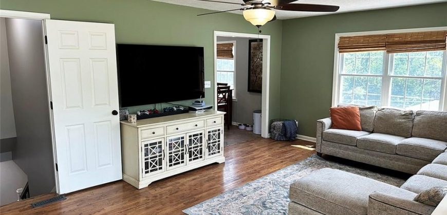 Homes for Sale in Excelsior Springs, MO 64024 | 400  Beverly Avenue