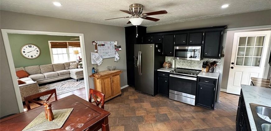 Homes for Sale in Excelsior Springs, MO 64024 | 400  Beverly Avenue