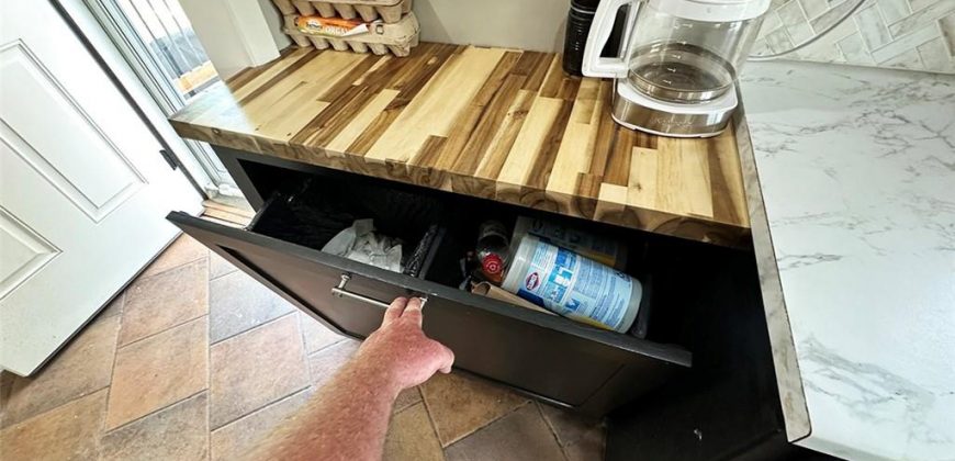 Homes for Sale in Excelsior Springs, MO 64024 | 400  Beverly Avenue