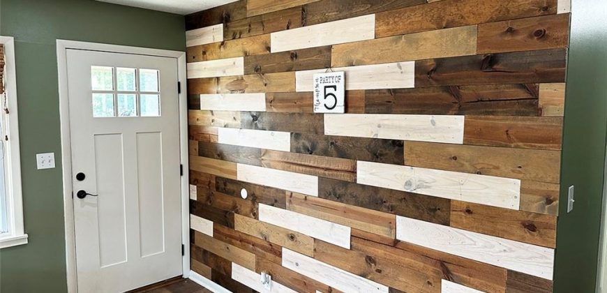 Homes for Sale in Excelsior Springs, MO 64024 | 400  Beverly Avenue