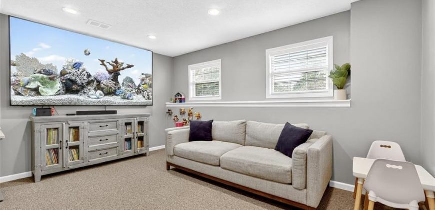 Homes for Sale in Kansas City, MO 64152 | 7945 NW 74th Street