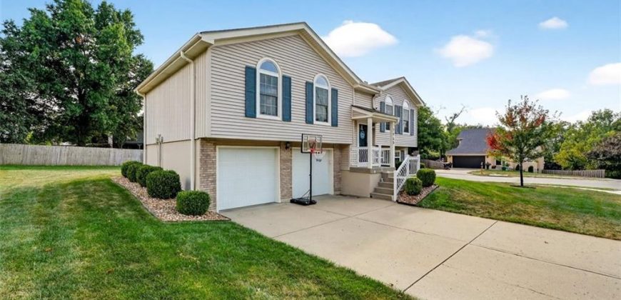 Homes for Sale in Kansas City, MO 64152 | 7945 NW 74th Street