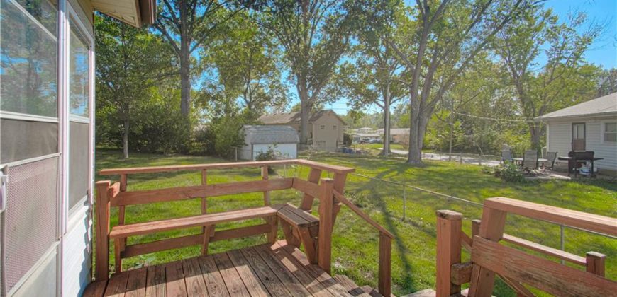 Homes for Sale in Liberty, MO 64068 | 819 S Main Street