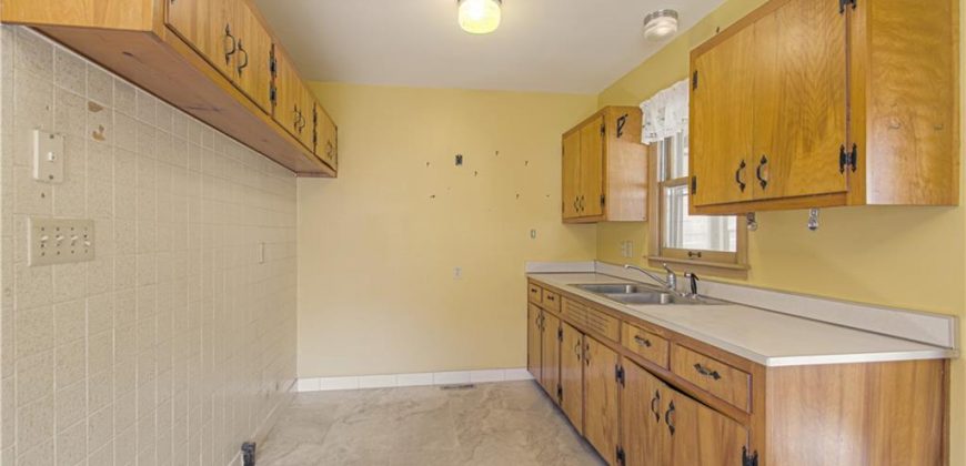 Homes for Sale in Liberty, MO 64068 | 819 S Main Street