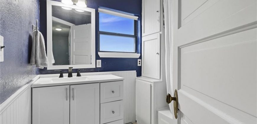 Homes for Sale in Kearney, MO 64060 | 204 N Clark Street