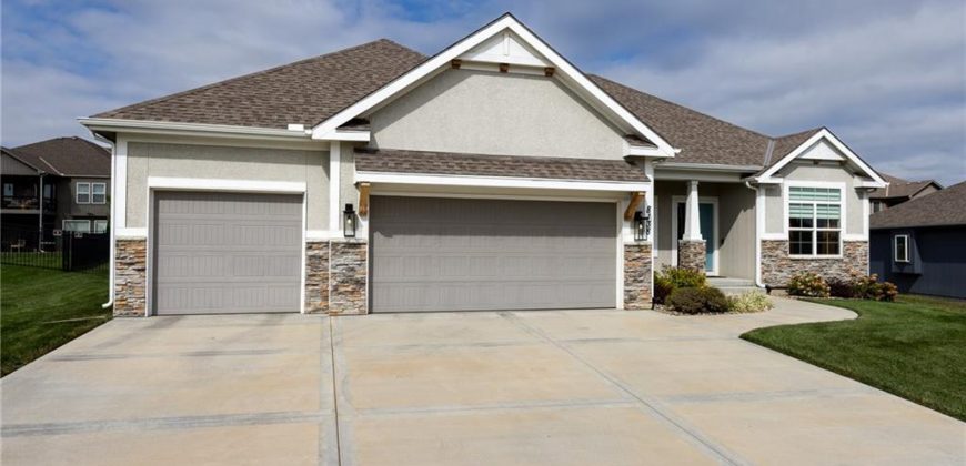 Homes for Sale in Kansas City, MO 64153 | 8138 NW 89th Street