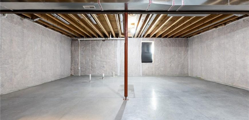 Homes for Sale in Kansas City, MO 64153 | 8138 NW 89th Street