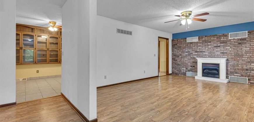 Homes for Sale in Kearney, MO 64060 | 16211  Kountryridge Drive