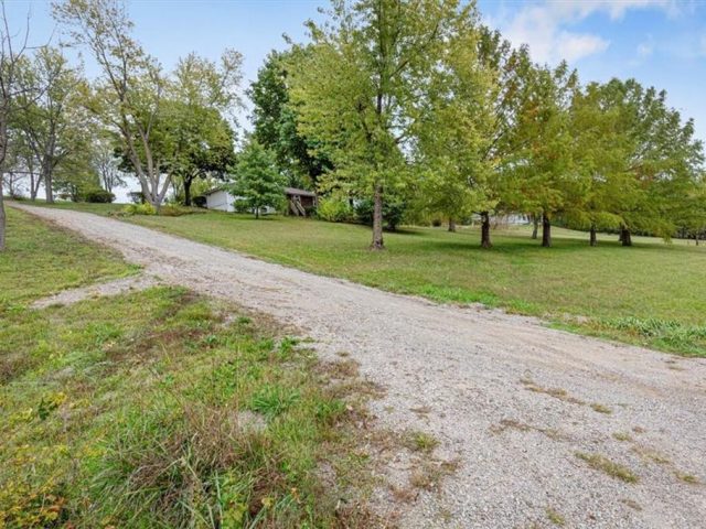 Homes for Sale in Kearney, MO 64060 | 16211  Kountryridge Drive