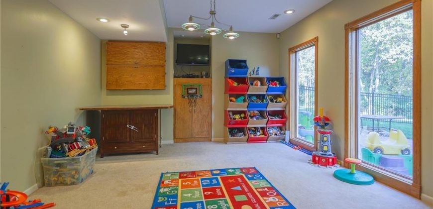 Homes for Sale in Kansas City, MO 64157 | 9001 N MANNING Avenue