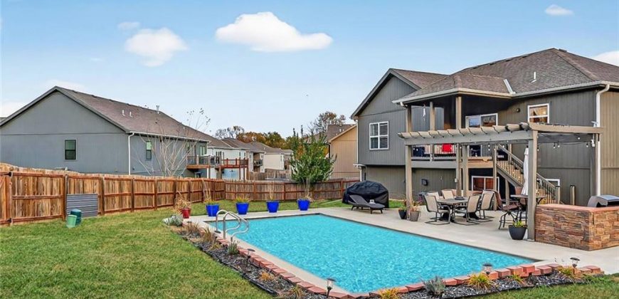 Homes for Sale in Smithville, MO 64089 | 1402 NE 182nd Street