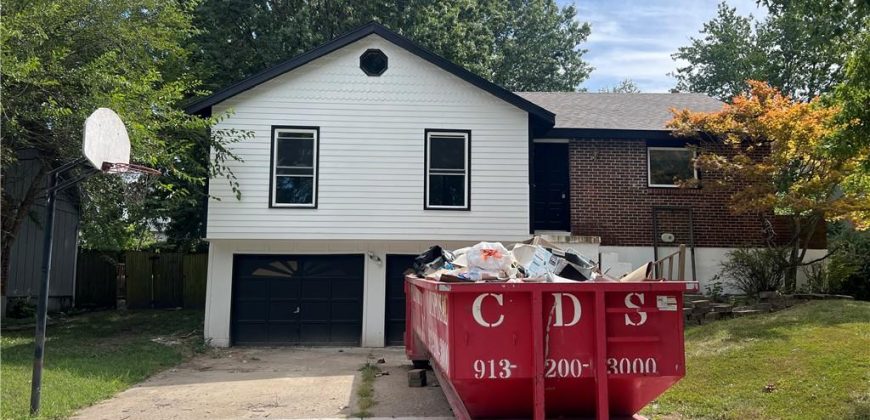 Homes for Sale in Kansas City, MO 64155 | 917 NE 108th Terrace