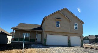 Homes for Sale in Parkville, MO 64152 | 7040 NW Yulich Court