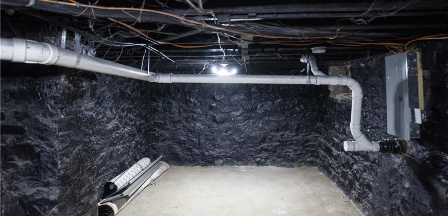 Homes for Sale in Kansas City, MO 64117 | 4540 NE 38th Street