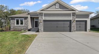 Homes for Sale in Kansas City, MO 64154 | 9439 N Belton Avenue