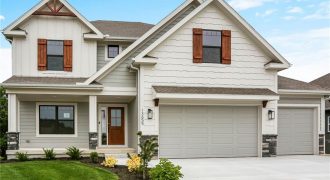 Homes for Sale in Parkville, MO 64152 | 13655 NW 70th Street