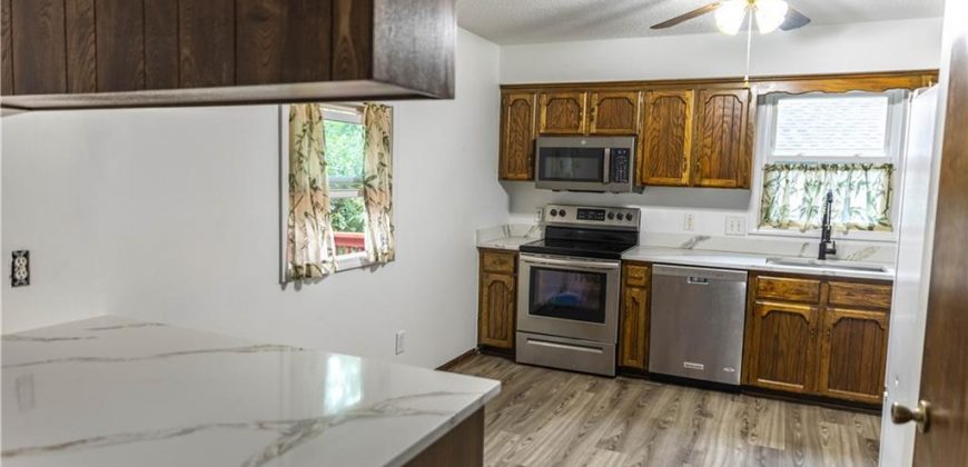 Homes for Sale in Parkville, MO 64152 | 5710 NW Raintree Drive