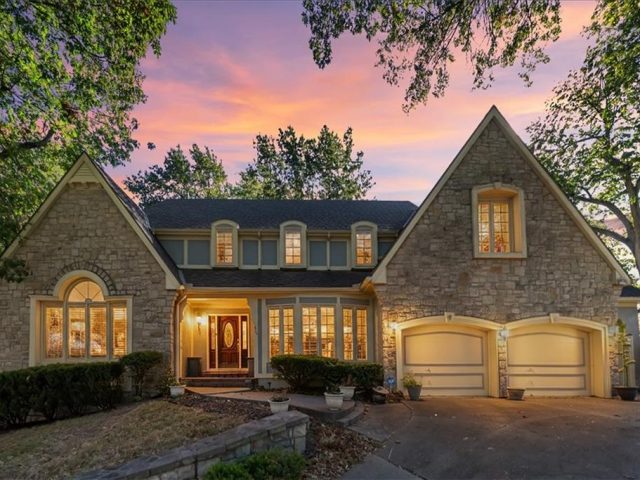 Homes for Sale in Kansas City, MO 64116 | 4501 NW Baltimore Court