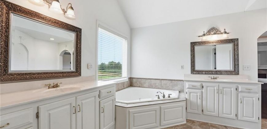 Homes for Sale in Kansas City, MO 64155 | 10107 N Chestnut Court