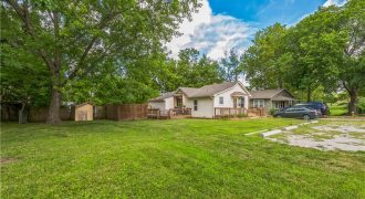 Homes for Sale in Kansas City, MO 64118 | 6820 N Campbell Street