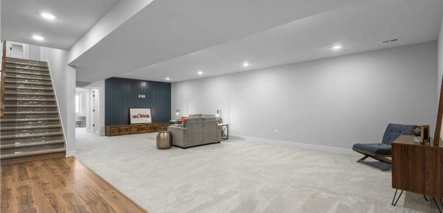 Homes for Sale in Parkville, MO 64152 | 13512  Terrace Park Drive