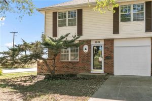 3707-NE-67th-Terrace-mls-2581177-image-1