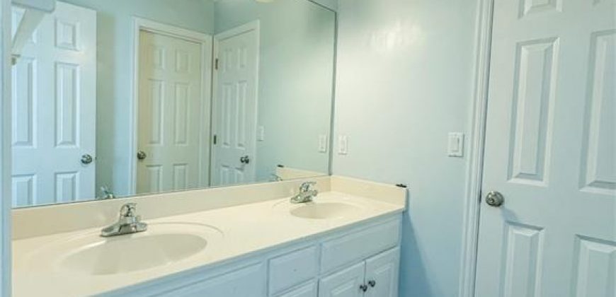 Homes for Sale in Kansas City, MO 64154 | 10308 N Lucerne Avenue