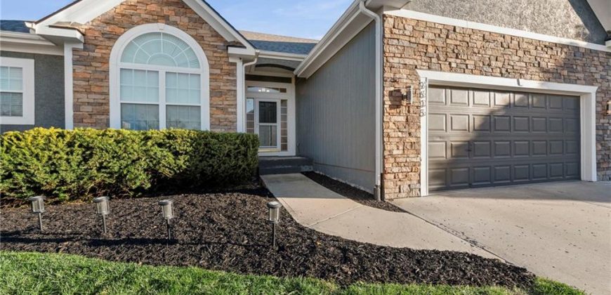 Homes for Sale in Kansas City, MO 64154 | 9605 N Adrian Avenue