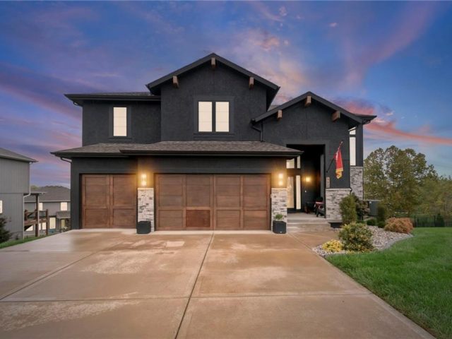 Homes for Sale in Platte City, MO 64079 | 17950 NW 130th Street