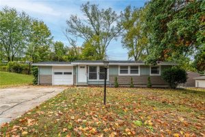 5708-N-Woodland-Avenue-mls-2584163-image-1