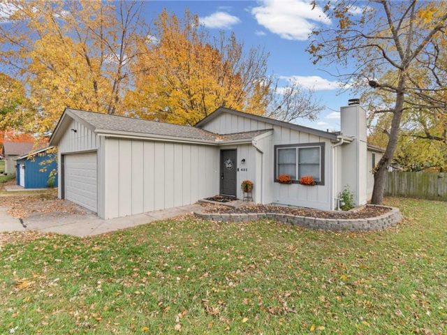 Homes for Sale in Kansas City, MO 64155 | 401 NE 88th Street