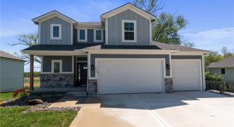 Homes for Sale in Smithville, MO 64089 | 407  Sixth Street