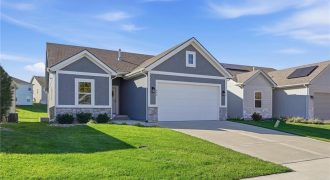 Homes for Sale in Kansas City, MO 64155 | 643 NW 110th Street