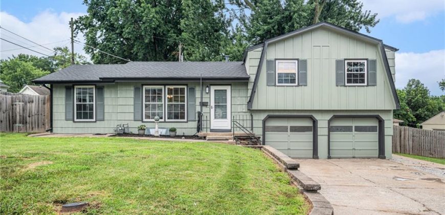 Homes for Sale in Gladstone, MO 64118 | 1603 NE 63rd Street