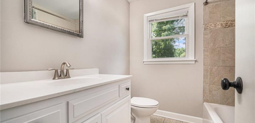 Homes for Sale in Gladstone, MO 64118 | 1603 NE 63rd Street