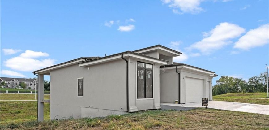 Homes for Sale in Kansas City, MO 64154 | 2611 NW 84th Terrace