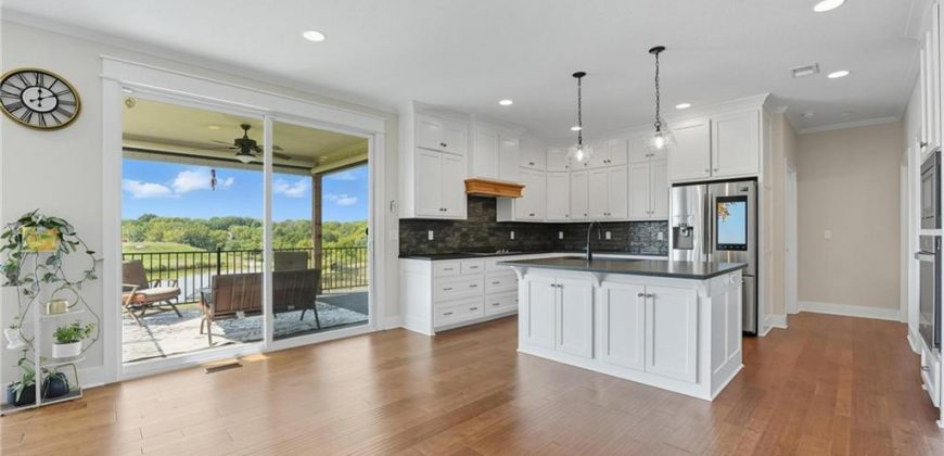 Homes for Sale in Parkville, MO 64152 | 13785 NW 71st Street