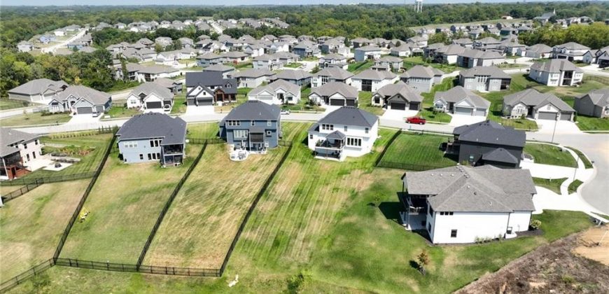 Homes for Sale in Parkville, MO 64152 | 13785 NW 71st Street