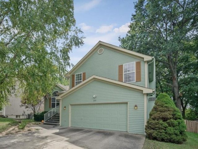 Homes for Sale in Kansas City, MO 64155 | 205 NW 110th Street