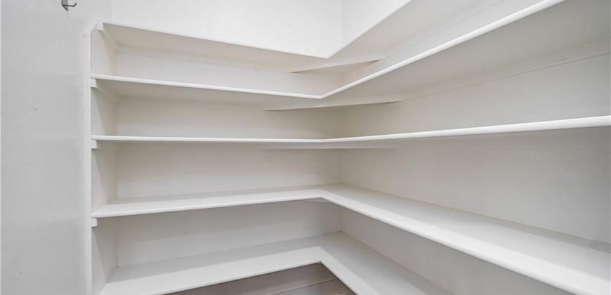 Homes for Sale in Parkville, MO 64152 | 7295 NW FOREST LAKES Drive