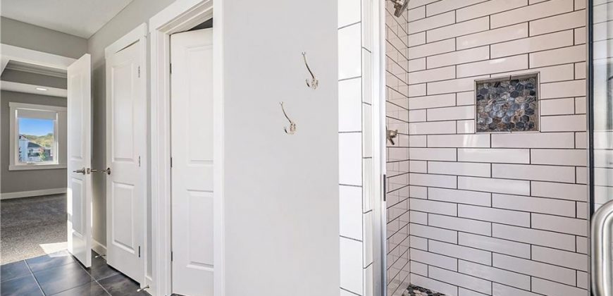 Homes for Sale in Parkville, MO 64152 | 7295 NW FOREST LAKES Drive