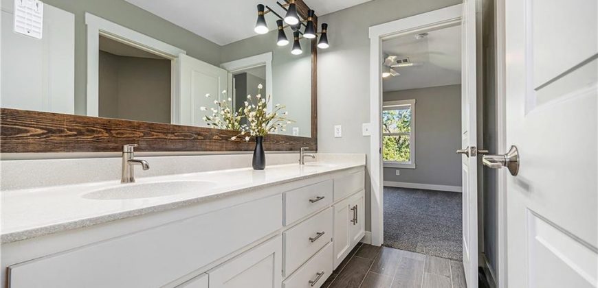 Homes for Sale in Parkville, MO 64152 | 7295 NW FOREST LAKES Drive